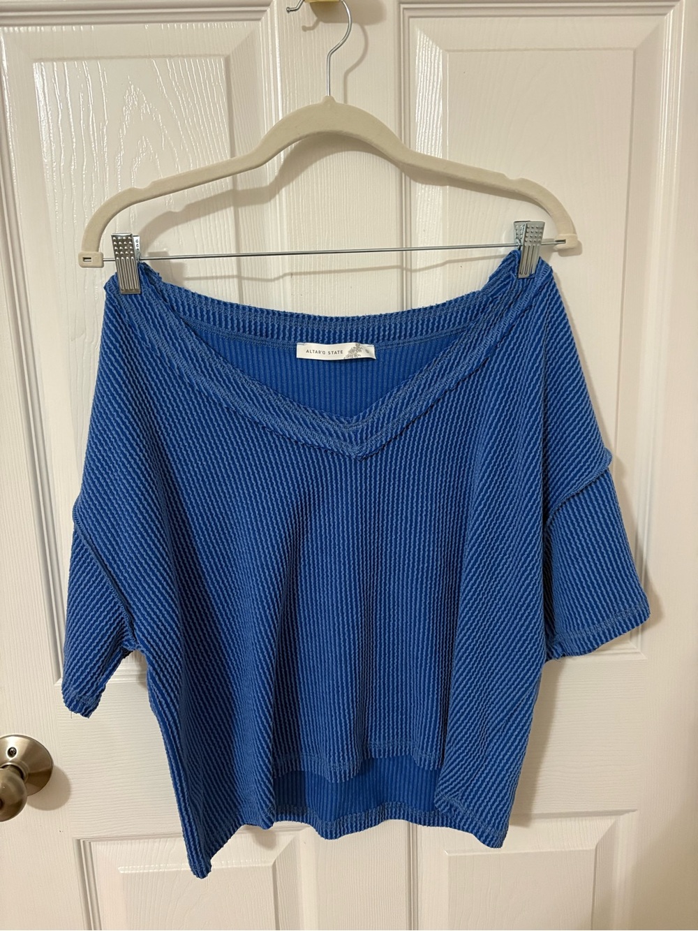 Altar'd State Blue V-Neck Short-Sleeve Knit Sweater NWOT